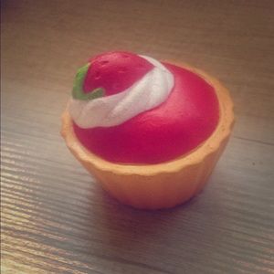 A strawberry cupcake squishy